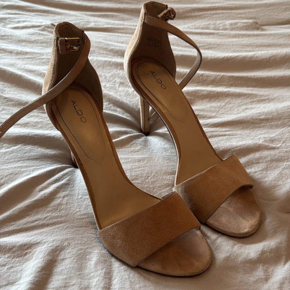 Aldo Women's Tan Suede Heels